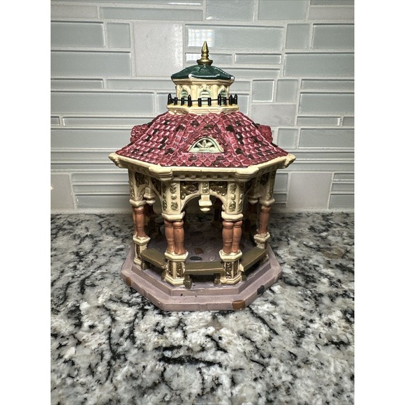 Lemax Gilded Gazebo 2005 - Retired - Picture 3 of 10